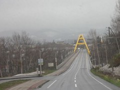 ΂